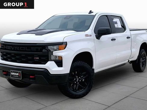 Used 2024 Chevrolet Silverado 1500 Custom Trail Boss AWD/4WD image 1