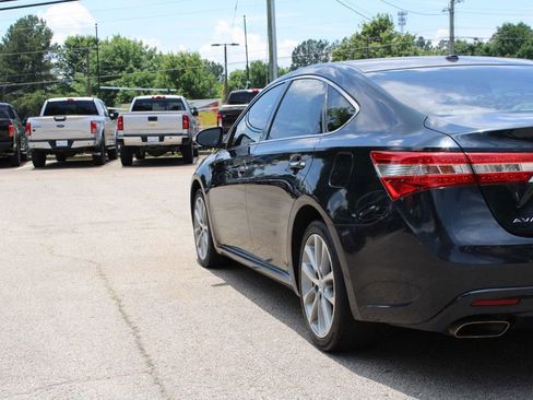 Used 2015 Toyota Avalon XLE Touring FWD image 25