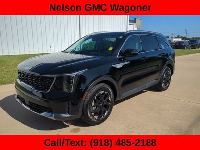 Used 2025 Kia Sorento S w/ Panoramic Sunroof Package