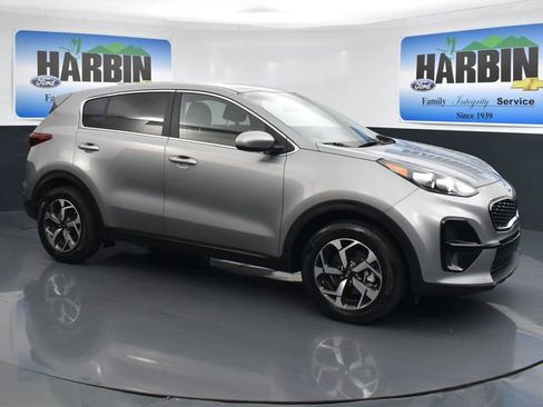 Used 2022 Kia Sportage LX FWD image 7