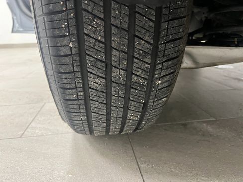 Used 2025 Chevrolet Equinox LT image 62