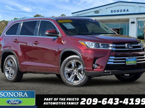 Used 2019 Toyota Highlander Limited Platinum AWD/4WD image 1