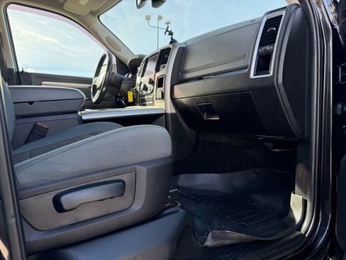 Used 2018 RAM 1500 Big Horn image 23