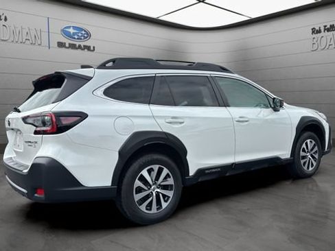Used 2024 Subaru Outback Premium AWD/4WD image 4