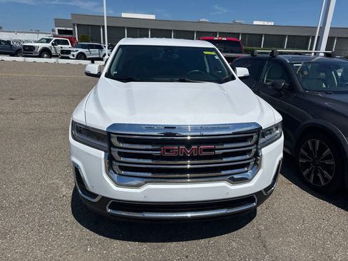 Used 2021 GMC Acadia SLE w/ LPO, Floor Liner Package AWD/4WD image 4