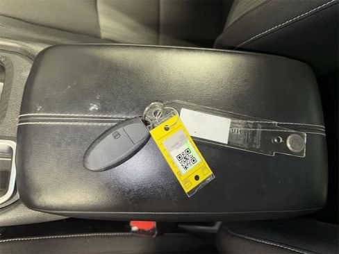 Used 2020 Nissan Sentra SV image 30