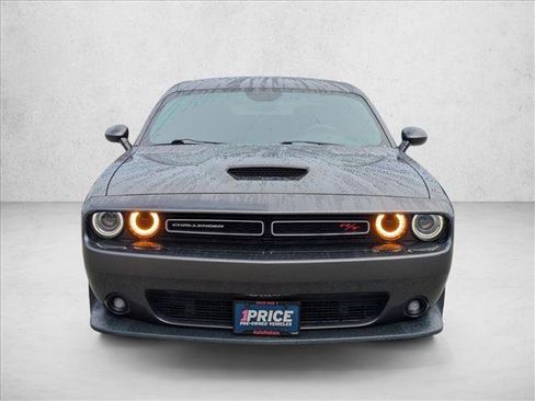 Used 2022 Dodge Challenger R/T image 2