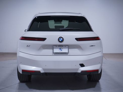 Used 2026 BMW iX xDrive60 w/ Premium Package image 5