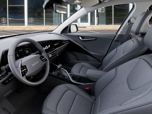 New 2026 Kia Niro SX image 17