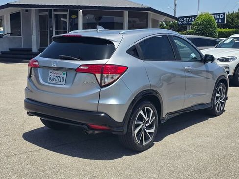 Used 2019 Honda HR-V Sport image 4