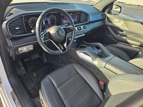 Used 2024 Mercedes-Benz GLE 350 4MATIC image 2