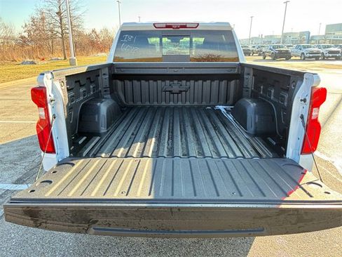 New 2026 Chevrolet Silverado 1500 High Country image 16
