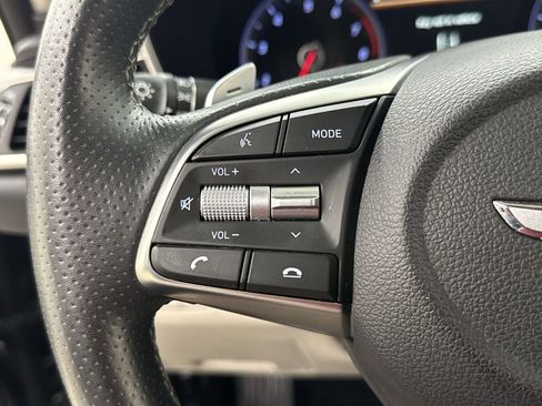 Used 2019 Genesis G70 2.0T Advanced image 37