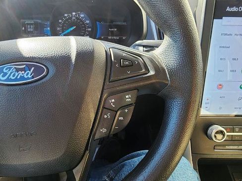 Certified 2022 Ford Edge SE w/ Black Appearance Package AWD/4WD image 21