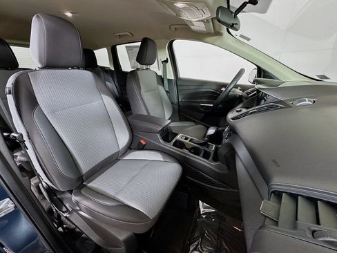Used 2019 Ford Escape SE FWD image 27