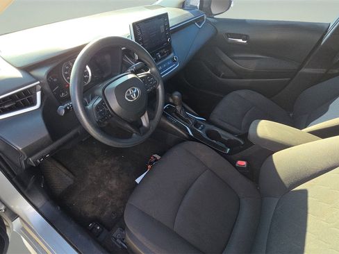 Used 2021 Toyota Corolla LE image 20