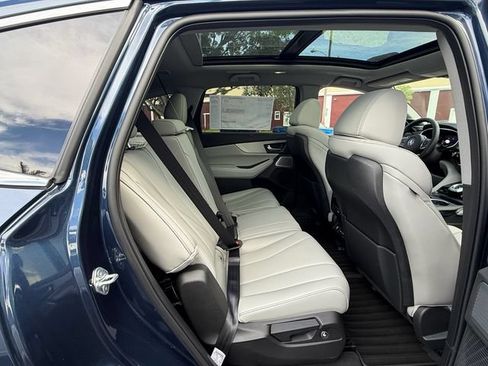 New 2026 Acura MDX w/ Technology Package FWD image 16