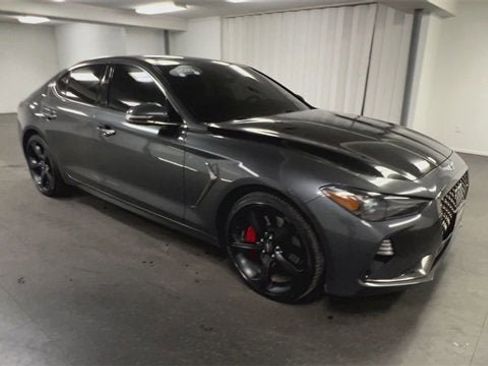 Used 2021 Genesis G70 3.3T w/ Sport Package image 2