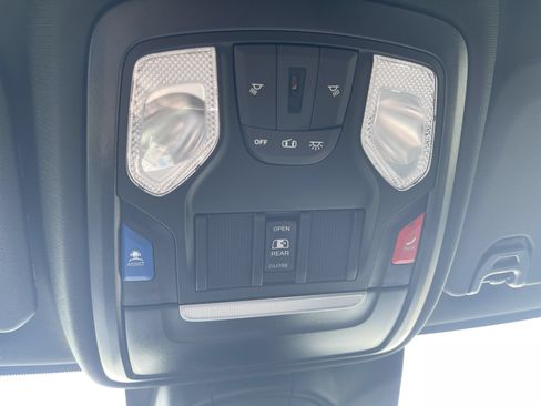 New 2025 RAM 3500 Tradesman AWD/4WD image 31