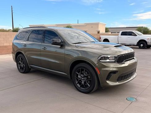 Certified 2026 Dodge Durango GT w/ Blacktop Package AWD/4WD image 5