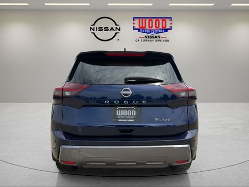 Certified 2024 Nissan Rogue SL w/ SL Premium Package AWD/4WD image 3