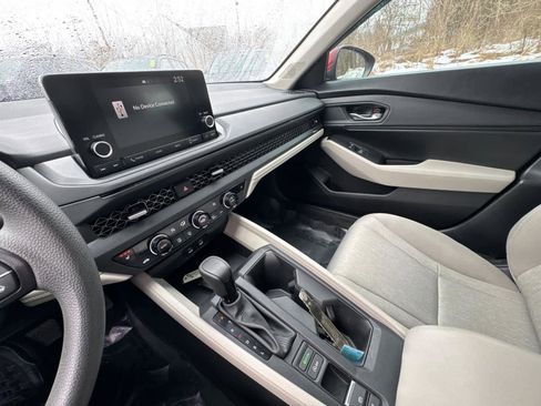 Used 2024 Honda Accord EX image 23