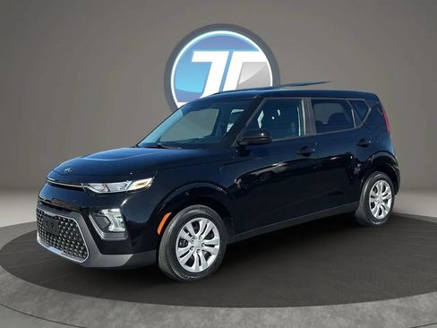 Used 2020 Kia Soul LX FWD image 9