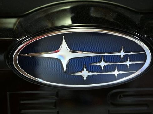 Used 2025 Subaru Forester Premium AWD/4WD image 11