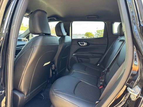 New 2026 Jeep Compass Latitude AWD/4WD image 15