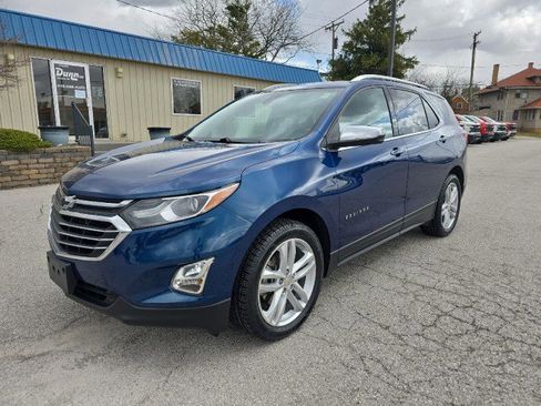 Used 2019 Chevrolet Equinox Premier image 2