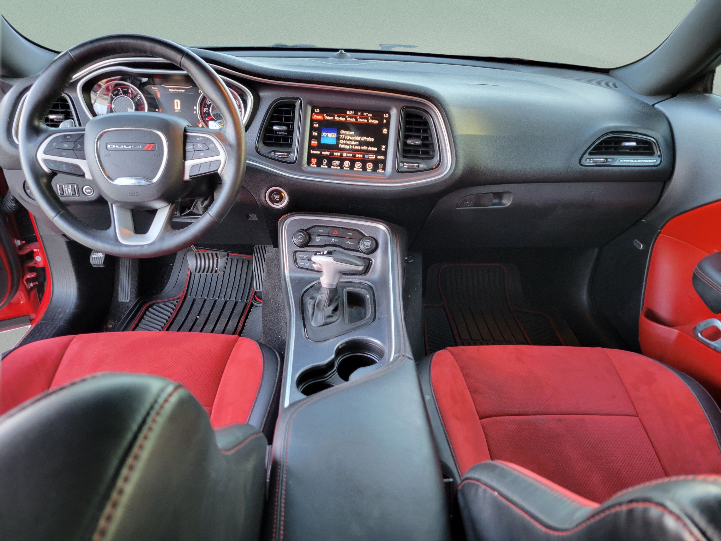 Used 2015 Dodge Challenger R/T Plus RWD image 6