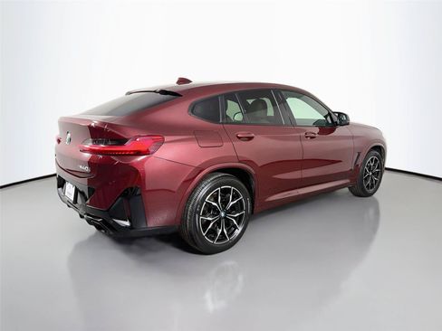Used 2022 BMW X4 M40i AWD/4WD image 5