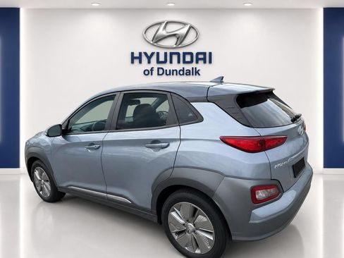 Used 2021 Hyundai Kona SEL FWD image 2