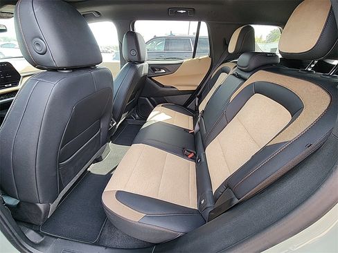 New 2026 Chevrolet Equinox ACTIV w/ Convenience Package III image 29