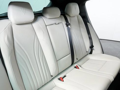 Used 2023 Maserati Grecale Modena image 22