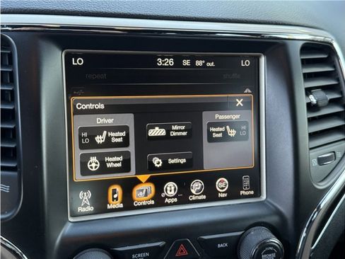 Used 2015 Jeep Grand Cherokee Limited image 43