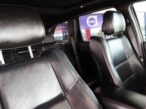 Used 2020 Jeep Grand Cherokee Limited w/ Luxury Group II image 38