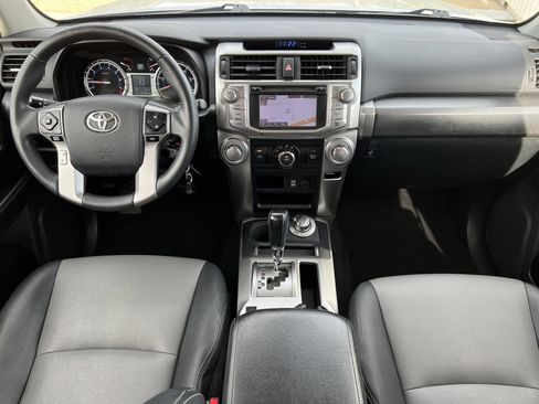 Used 2016 Toyota 4Runner SR5 Premium image 16