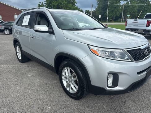 Used 2015 Kia Sorento LX AWD/4WD image 14