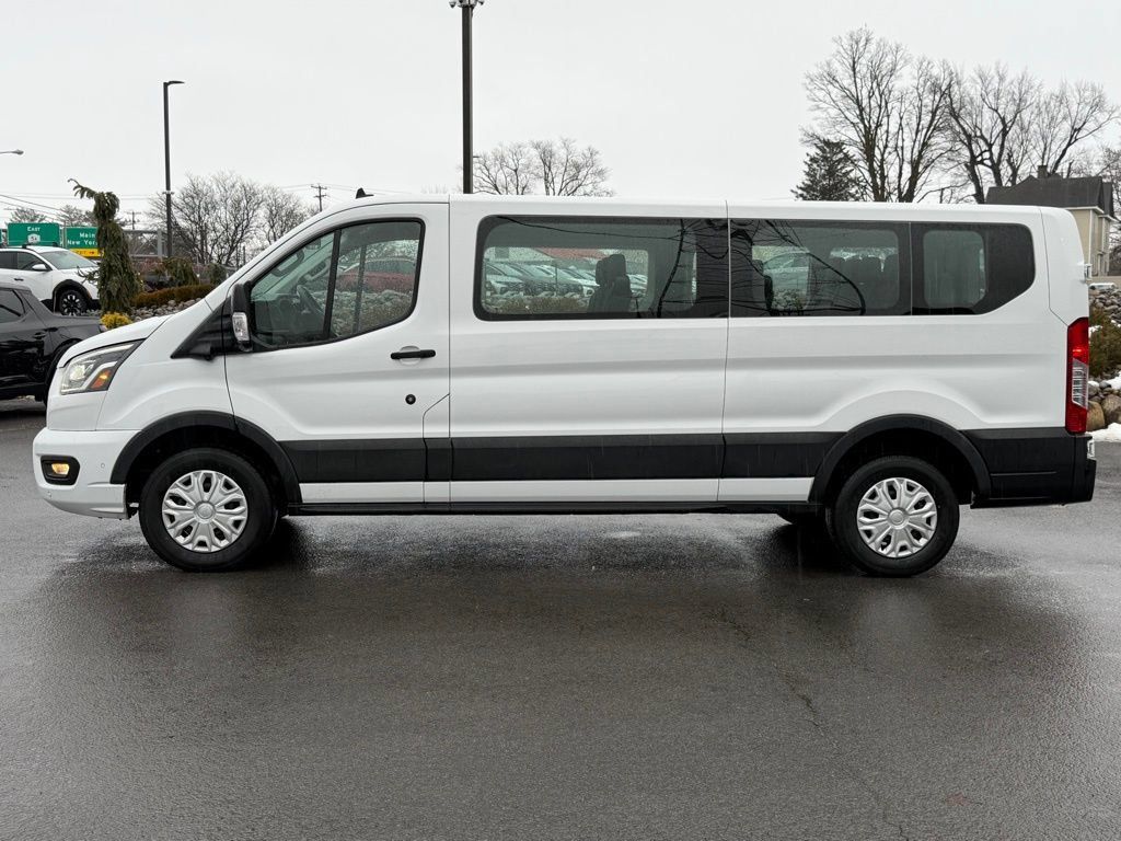 Used 2023 Ford Transit 350 XLT RWD image 4