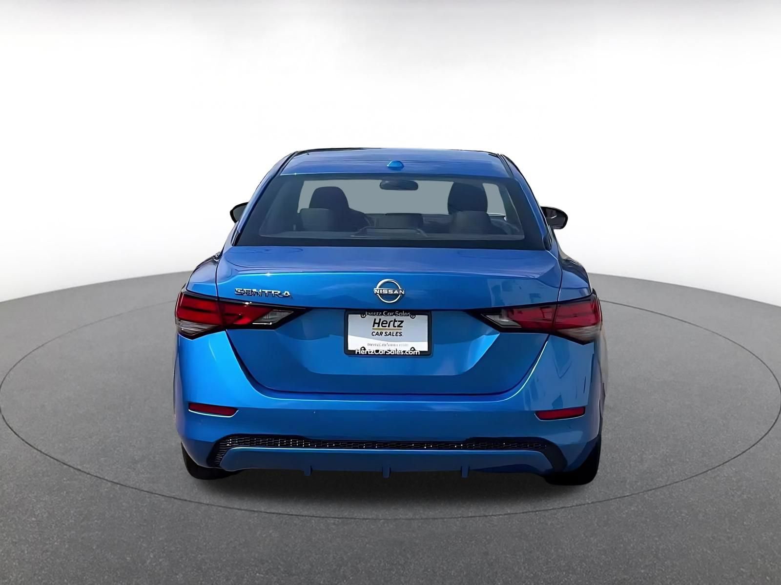 Used 2025 Nissan Sentra SV FWD image 12