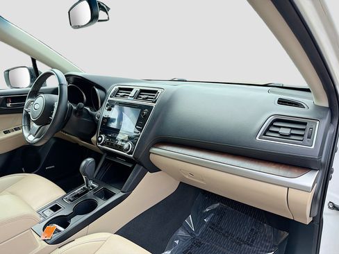 Used 2018 Subaru Outback 2.5i Limited image 13