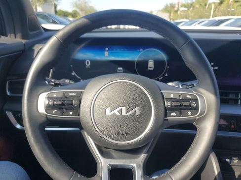Used 2024 Kia Sportage SX image 21