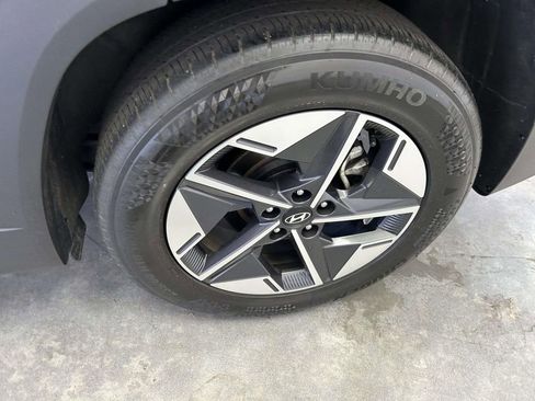 Used 2025 Hyundai Tucson SEL FWD image 9