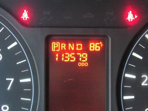 Used 2019 Nissan NV 2500 SV image 28