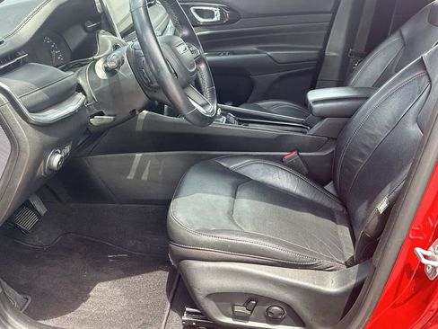 Used 2022 Jeep Compass Limited AWD/4WD image 9