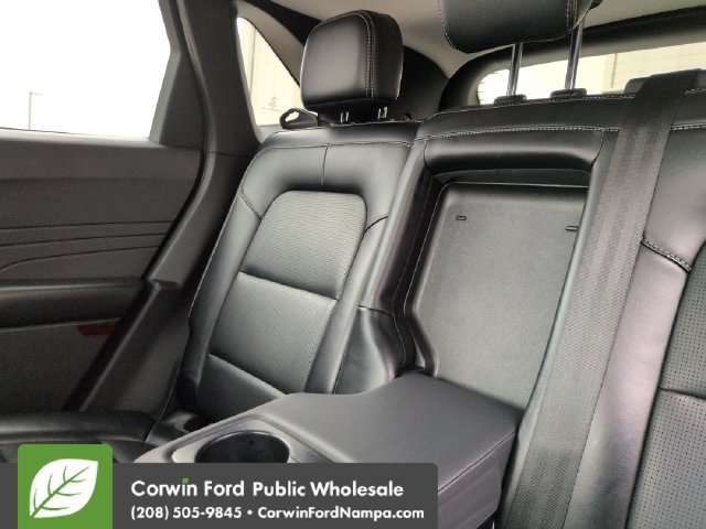 Used 2024 Ford Escape Platinum AWD/4WD image 26
