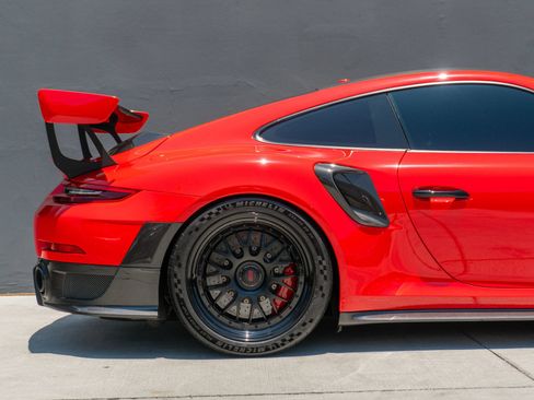 Used 2018 Porsche 911 GT2 RS RWD image 34