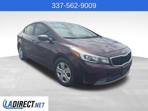 Used 2017 Kia Forte LX image 4