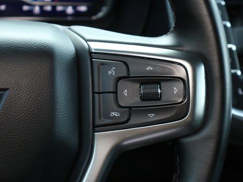Used 2024 Chevrolet Suburban LT AWD/4WD image 16